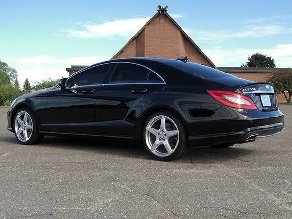 ► 2013 MERCEDES BENZ CLS550 - NAVI, SUNROOF, 19" AMG WHEELS, NEW... for sale in East Windsor, NY – photo 5