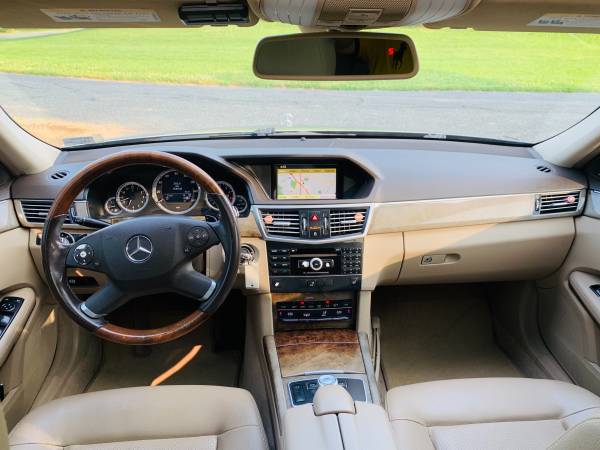 2011 MERCEDES BENZ E350 WAGON VERY CLEAN WITH 3rd ROW for sale in Allentown, PA – photo 20