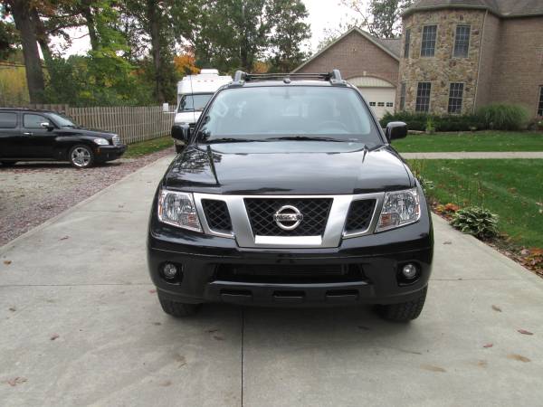2017 Nissan Frontier PRO 4X 4K Miles for sale in Lake Orion, MI – photo 2