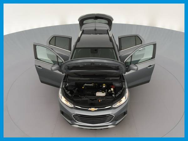 2019 Chevy Chevrolet Trax LT Sport Utility 4D hatchback Gray for sale in Van Nuys, CA – photo 22