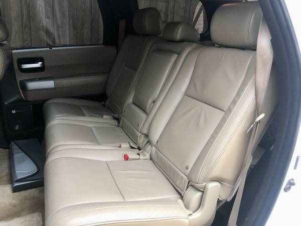 2008 Toyota Sequoia Limited 5 7L RWD, White on Tan, Rear DVD, NICE for sale in Garland, TX – photo 10