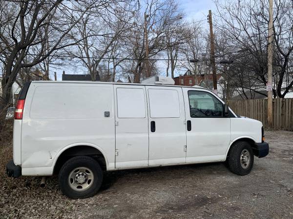 2011Refrigerated Van for sale in Louisville, KY – photo 3