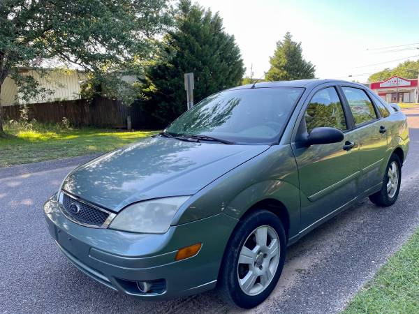2006 Ford focus 236K miles only 2999 - - by dealer for sale in Mobile, AL – photo 4