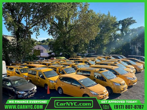 2014 Toyota *Camry* *Hybrid* *LESedan* PRICED TO SELL! - cars &... for sale in STATEN ISLAND, NY – photo 3