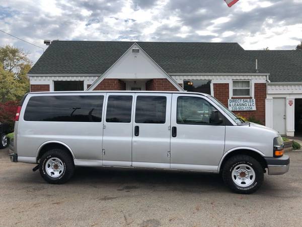 10 Chevy EXT Passenger Van-Runs 100 Clean CARFAX/Super Deal - cars for sale in Youngstown, OH – photo 3