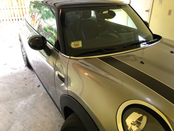 Mini Hardtop 2019 - cars & trucks - by owner - vehicle automotive sale for sale in Washington, District Of Columbia – photo 2