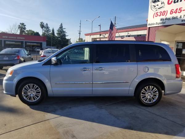 //2013 Chrysler Town and Country//1-Owner//New Tires//DVD//Must See// for sale in Marysville, CA – photo 8
