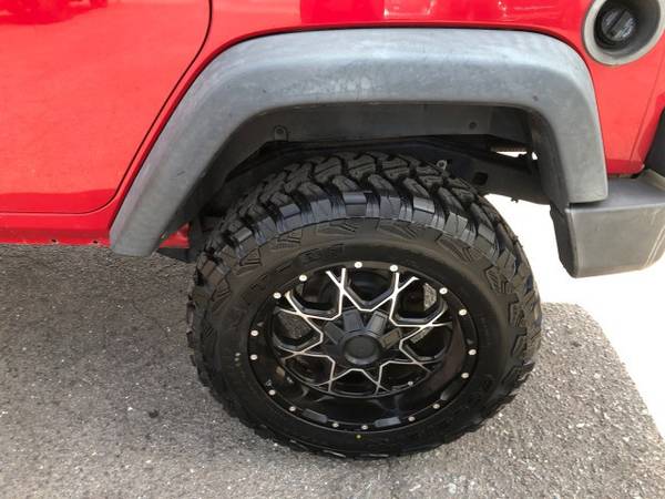 Jeep Wrangler Unlimited X 4x4 Lifted SUV Custom Wheels Used Jeeps V6 for sale in Charlotte, NC – photo 23