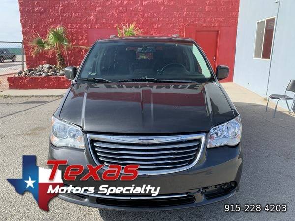 2016 Chrysler Town & Country Touring Must See - - by for sale in El Paso, TX – photo 3