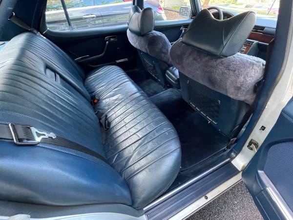 78 Mercedes 450 SEL Silver for sale in Towson, District Of Columbia – photo 10