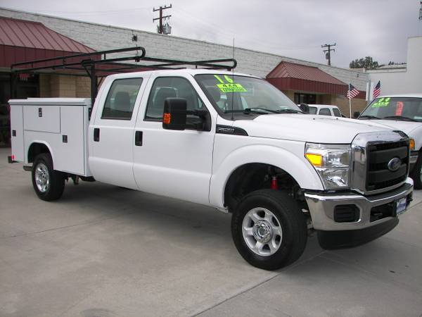 2016 Ford F-250 Crew Cab 4x4 Utility Bed Truck for sale in Ventura, CA – photo 3