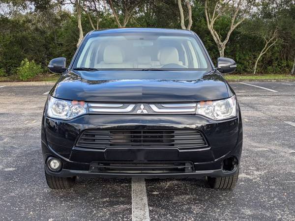 2014 Mitsubishi Outlander SE SKU:EZ017576 SUV - cars & trucks - by... for sale in Clearwater, FL – photo 2