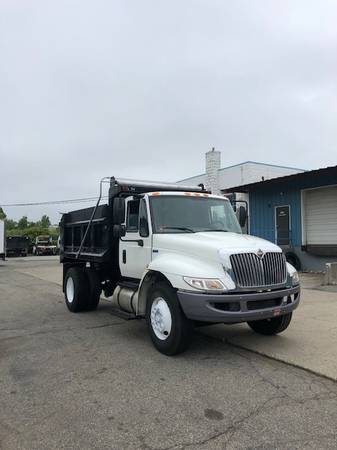 2013 International 4300 DT466 12 Dump Truck Non-CDL 0340 - cars & for sale in Coventry, RI – photo 5