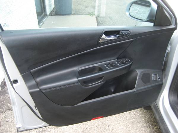 2008 VW Passat Komfort Sedan 2.0T for sale in Longmont, CO – photo 7