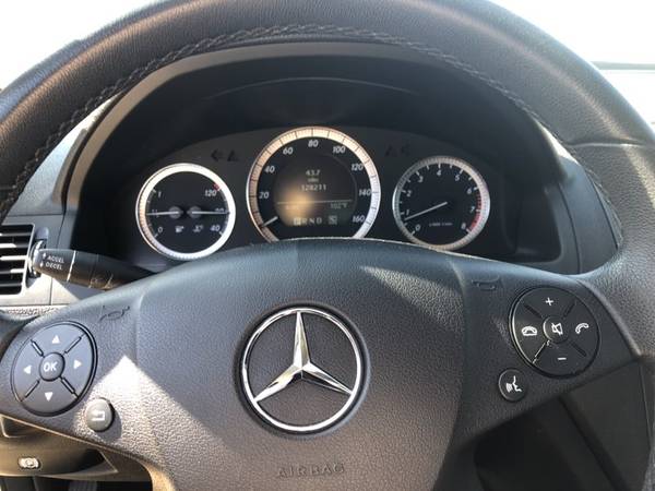 2009 Mercedes-Benz C300 Sport Sedan -Guaranteed Approval! for sale in Addison, TX – photo 11
