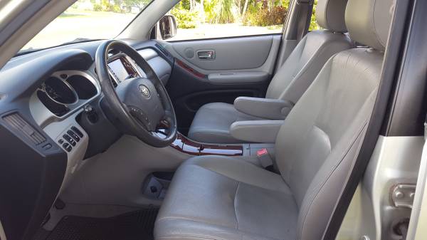 TOYOTA HIGHLANDER LIMITED 4WD with 3rd ROW for sale in Cape Coral, FL – photo 7