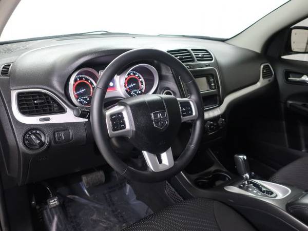 2017 Dodge Journey Crossroad FWD Clean One Owner Only 33,000 Miles for sale in Caledonia, IN – photo 4
