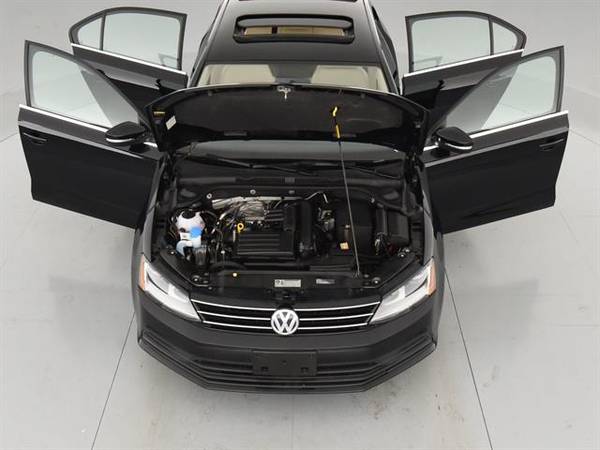 2017 VW Volkswagen Jetta 1.4T SE Sedan 4D sedan Black - FINANCE ONLINE for sale in Greensboro, NC – photo 4