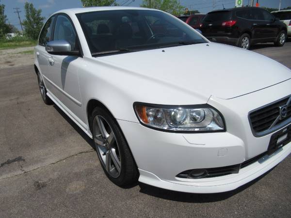 2009 Volvo S40 T5 R-Design !! fully loaded !! for sale in North Ridgeville, OH – photo 4
