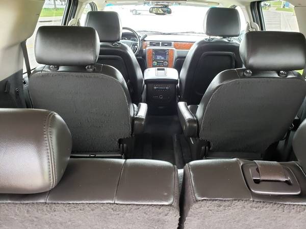 2008 Chevy Suburban LTZ Leather 3RD Row Tow Package DVD... for sale in Okeechobee, FL – photo 14