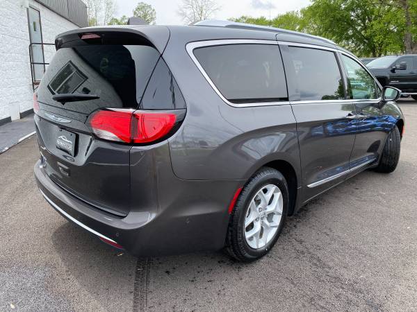 2018 CHRYSLER PACIFICA TOURING L 4DR MINI VAN - - by for sale in Springfield, IL – photo 4