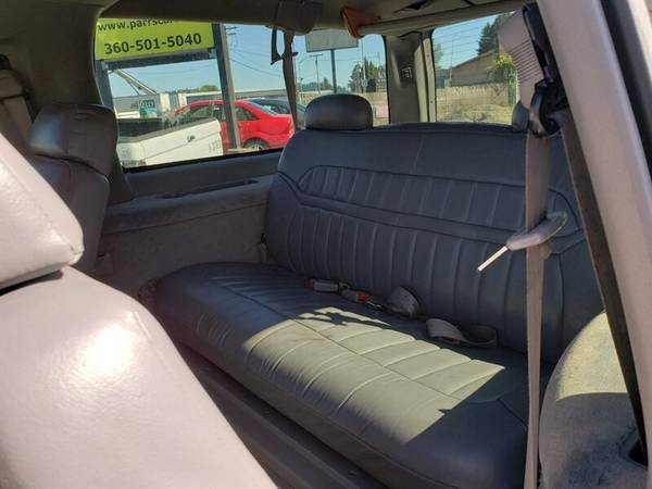 1997 Chevrolet Suburban K1500 ~!BUY HERE, PAY HERE!~ for sale in Longview, WA – photo 18