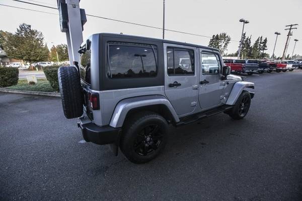 2014 Jeep Wrangler Unlimited Sahara for sale in McKenna, WA – photo 6