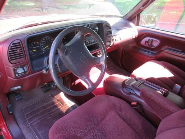 1995 Chevrolet C/K 1500 Series C1500 Silverado 2dr Extended Cab SB for sale in Bloomington, IL – photo 9