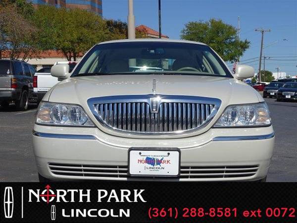 2007 Lincoln Town Car Signature - sedan for sale in San Antonio, TX – photo 8