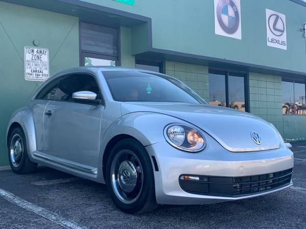 2015 Volkswagen Beetle 1 8T Classic PZEV 2dr Coupe 6A - cars & for sale in Oakland park, FL – photo 4