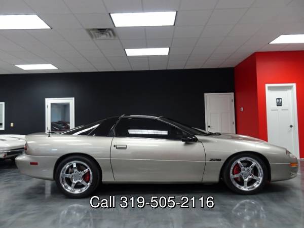1999 Chevrolet Camaro Z28 *Must see* - cars & trucks - by dealer -... for sale in Waterloo, IA – photo 3