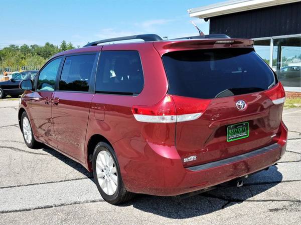 2011 Toyota Sienna Limited AWD 149K, Auto, AC, Leather, Roof, DVD, Cam for sale in Belmont, MA – photo 5