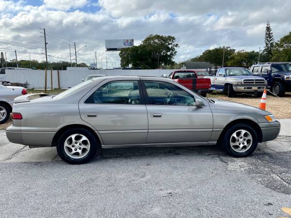 Toyota Camry CE - Clean Car Fax - cars & trucks - by owner - vehicle... for sale in Clearwater, FL – photo 4