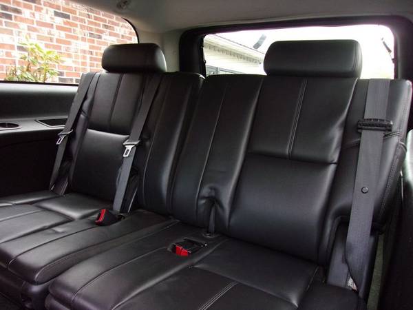 2011 Chevy Suburban LT Seats-8 4x4, 121k Miles, Silver/Black, Nice!... for sale in Franklin, VT – photo 13