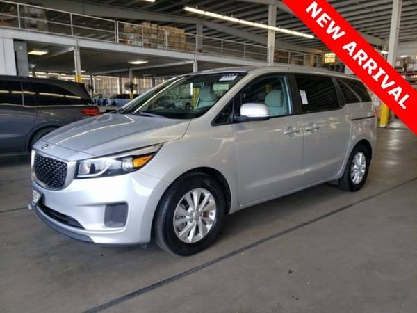 2018 Kia Sedona LX LIKE NEW - - by dealer for sale in Other, HI
