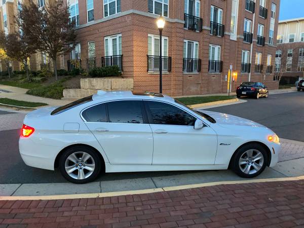 **New Body**2011 BMW 528I white on black navigation Garage kept * -... for sale in Fairfax, District Of Columbia – photo 6