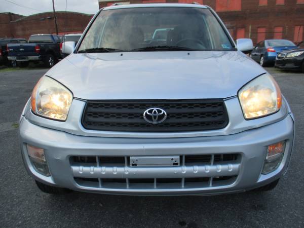 2003 Toyota Rav4 AWD **Hot Deal/Clean Title & Cold AC** for sale in Roanoke, VA – photo 2