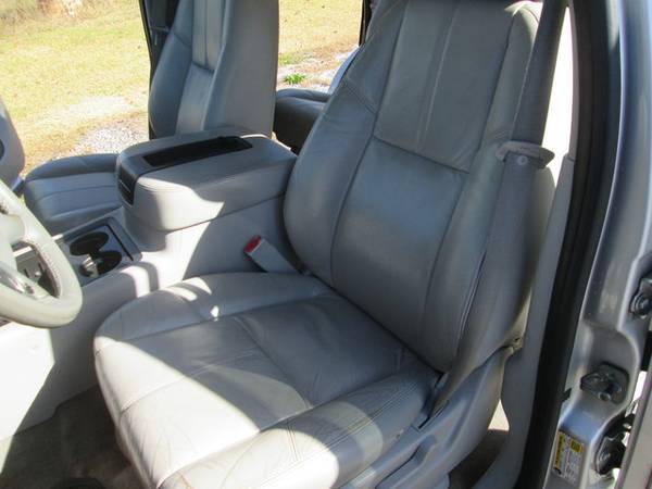 2011 Chevrolet, Chevy Tahoe LT/3rd Row/Captains Chairs 1 Owner Clean for sale in Charleston, SC – photo 18