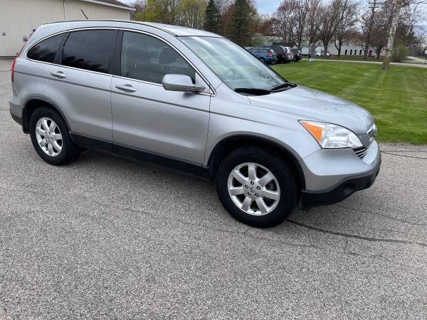 Beautiful 2007 Honda CRV AWD - - by dealer - vehicle for sale in Holland , MI – photo 2