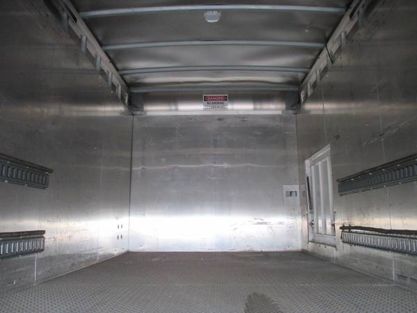 2011 Isuzu NQR 16' Box Truck w/ Liftgate Non-CDL #1738 for sale in East Providence, RI – photo 5