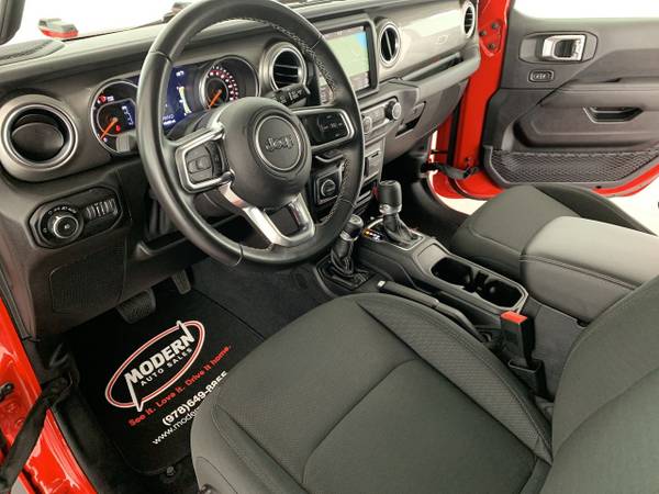2020 Jeep Wrangler Unlimited Unlimited Sahara - - by for sale in Tyngsboro, MA – photo 20
