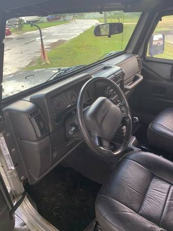 Jeep Wrangler 2002 - cars & trucks - by owner - vehicle automotive... for sale in St Augustine beach, FL – photo 3