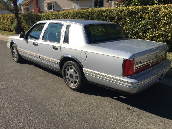 1997 Lincoln Towncar for sale in Rowland Heights, CA – photo 10