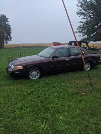 Ford Crown Victoria Car for sale in WINDOM, MN