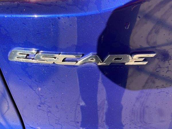 2015 Ford Escape SUV SE - Ford Deep Impact Blue - cars & trucks - by... for sale in St Clair Shrs, MI – photo 8