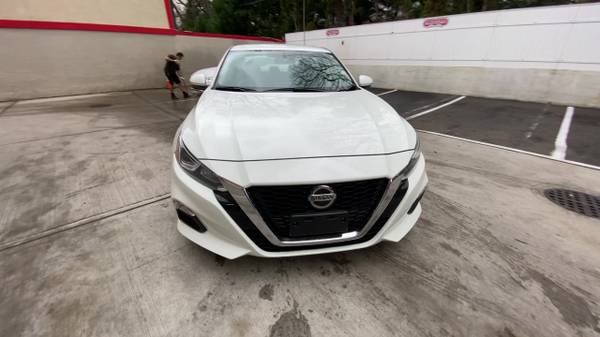 2019 Nissan Altima 2.5 S - cars & trucks - by dealer - vehicle... for sale in Great Neck, NY – photo 5