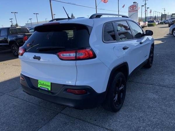 2017 Jeep Cherokee Sport CALL/TEXT - cars & trucks - by dealer -... for sale in Gladstone, OR – photo 5