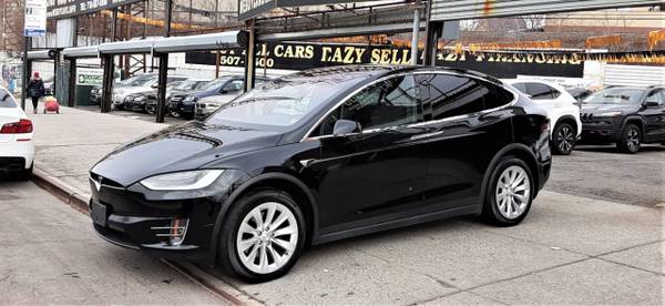 2018 Tesla Model X 75D AWD - - by dealer - vehicle for sale in elmhurst, NY – photo 8