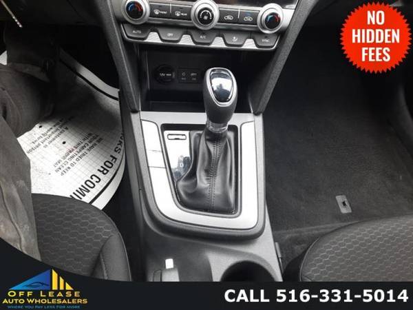 2020 Hyundai Elantra SEL IVT Sedan - - by dealer for sale in Freeport, NY – photo 14