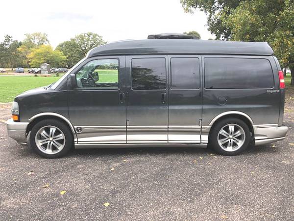 2005 Chevrolet Express 1500 AWD High Top 7 Pass Conversion Van 8 Doors for sale in Eau Claire, WI – photo 21